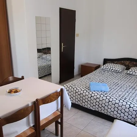 Eva Guest house
