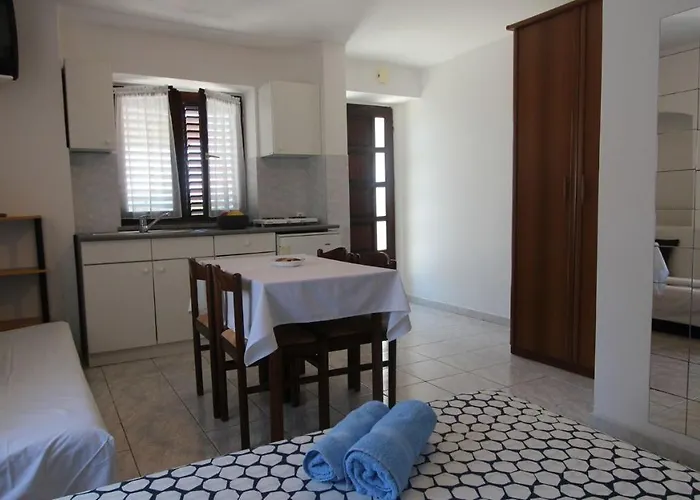 Eva 게스트하우스 3*